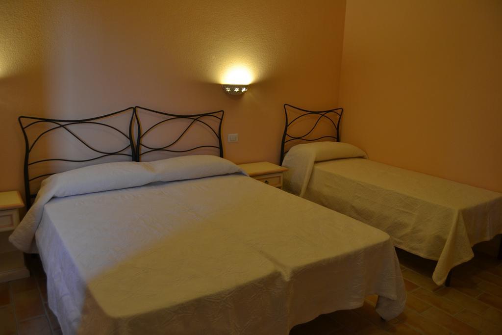 B&B La Pavoncella San Teodoro  Habitación foto
